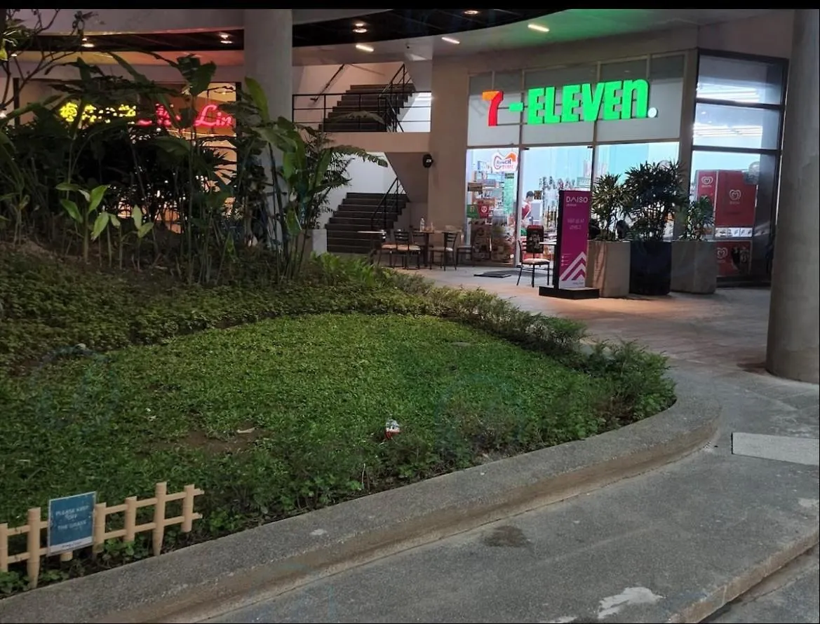 Apartment Condo In Air Residences Makati Wifi Netflix Disney, Pool & Mall Manila