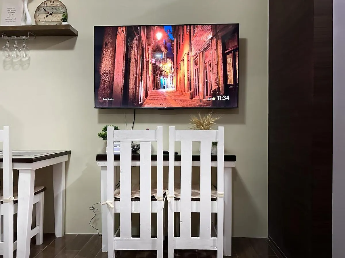 Apartment Condo In Air Residences Makati Wifi Netflix Disney, Pool & Mall Manila